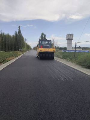 貝林哈日莫墩鄉(xiāng):建設(shè)農(nóng)村公路 助推鄉(xiāng)村振興